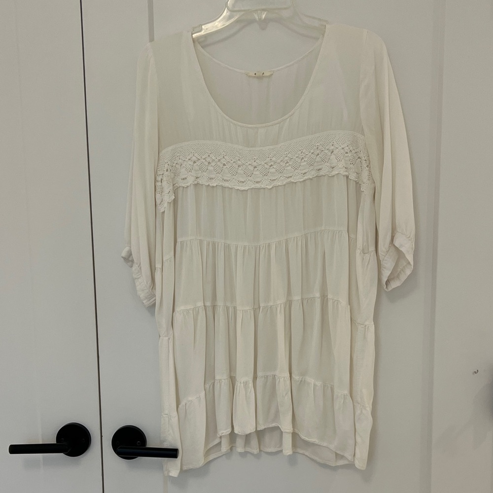 Easel Cream Lace Detail Tunic